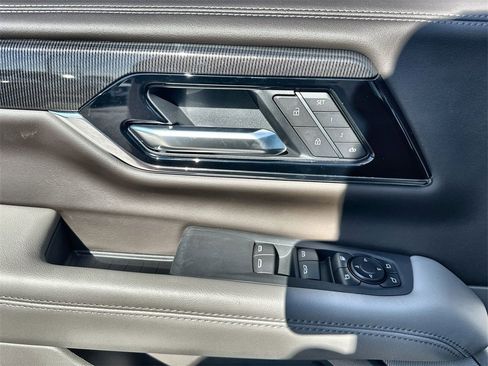 New 2026 GMC Yukon XL Elevation w/ LPO, Floor Liner Package image 22