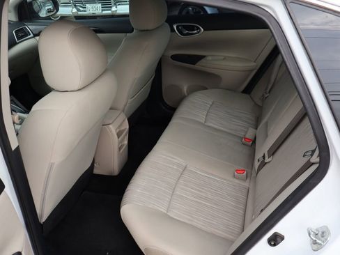 Used 2017 Nissan Sentra SV w/ Driver's Assist Package FWD image 15