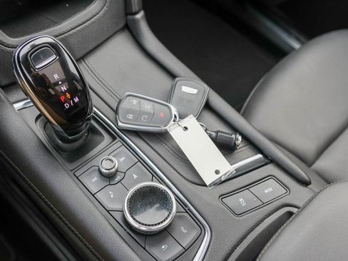 Used 2024 Cadillac XT5 Premium Luxury image 23