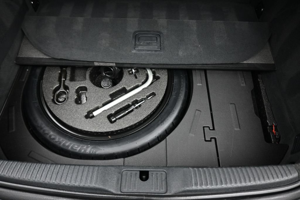 Used 2018 Audi TT 2.0T AWD/4WD image 40