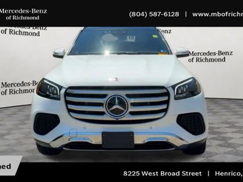 Used 2024 Mercedes-Benz GLS 450 4MATIC image 5