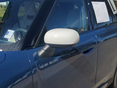 Used 2025 MINI Cooper Countryman S w/ Comfort Package Max image 12