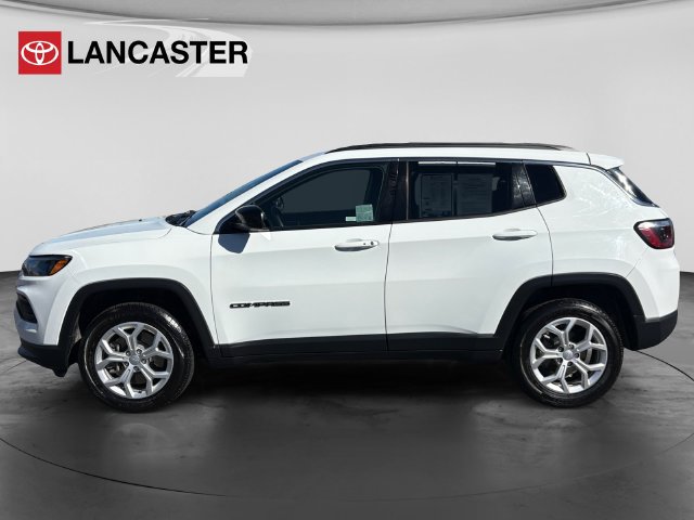 Used 2024 Jeep Compass Latitude AWD/4WD image 4
