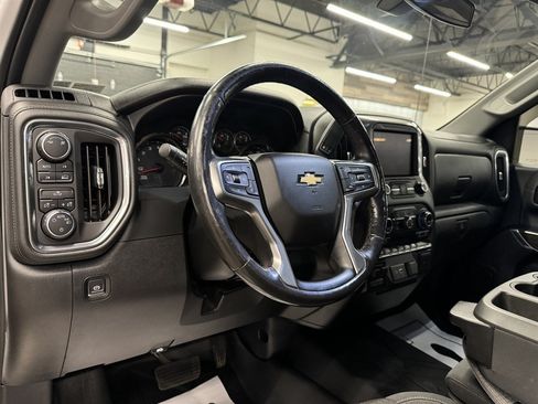 Used 2019 Chevrolet Silverado 1500 LT w/ All-Star Edition AWD/4WD image 24