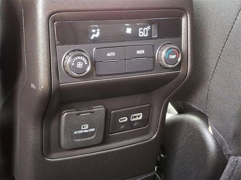 Certified 2023 GMC Acadia SLE w/ Driver Convenience Package image 12