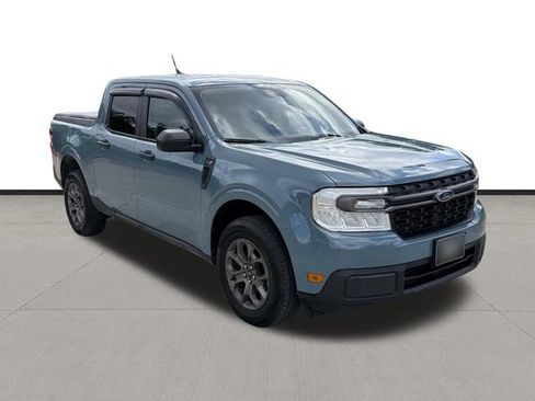 Used 2023 Ford Maverick XLT FWD image 3