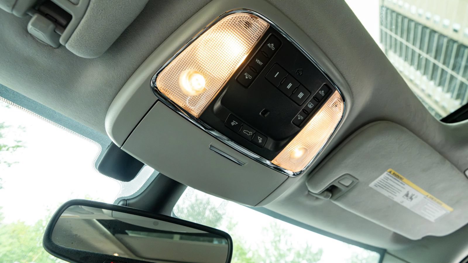Used 2019 Jeep Grand Cherokee Summit w/ Platinum Series Group AWD/4WD image 31