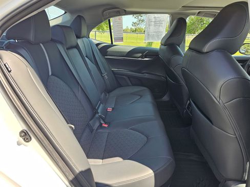 Used 2023 Toyota Camry XSE w/ Navigation Package FWD image 12