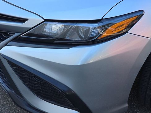 Used 2024 Toyota Camry SE image 37