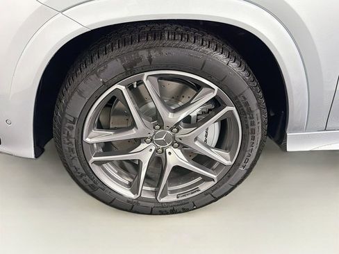 New 2026 Mercedes-Benz GLE 53 AMG 4MATIC Coupe image 33
