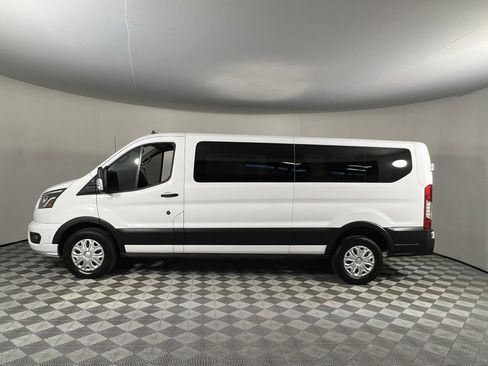 Used 2023 Ford Transit 350 XLT image 9