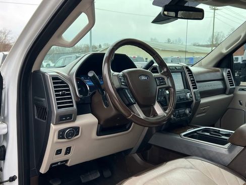 Used 2019 Ford F350 Limited image 13