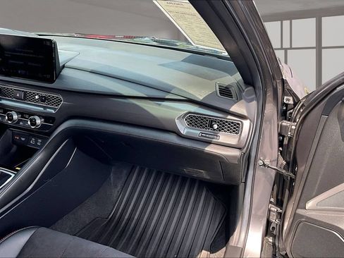 Certified 2025 Acura Integra Type S FWD image 17