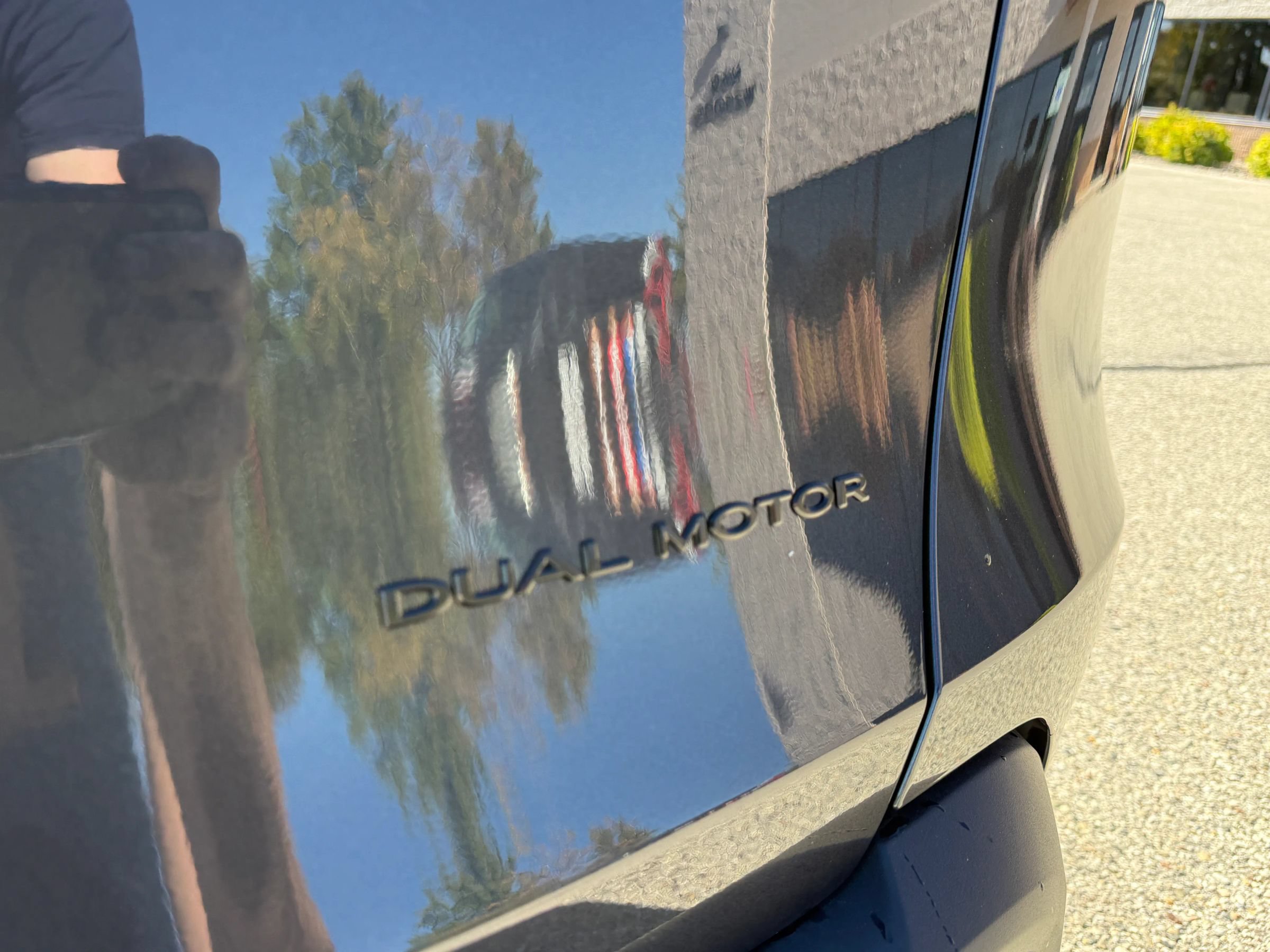 Used 2026 Tesla Model Y AWD image 5