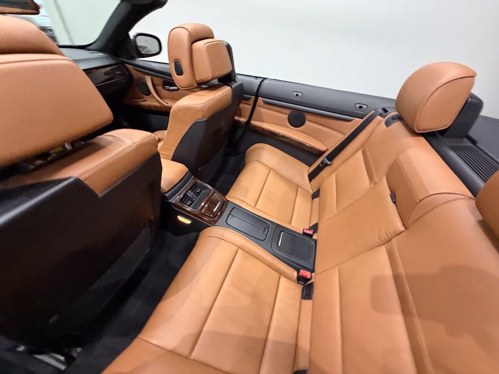 Used 2010 BMW 328i Convertible RWD image 26