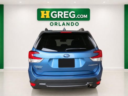 Used 2024 Subaru Forester Premium AWD/4WD image 2