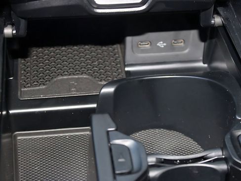 Used 2026 Mercedes-Benz C 300 Sedan image 15