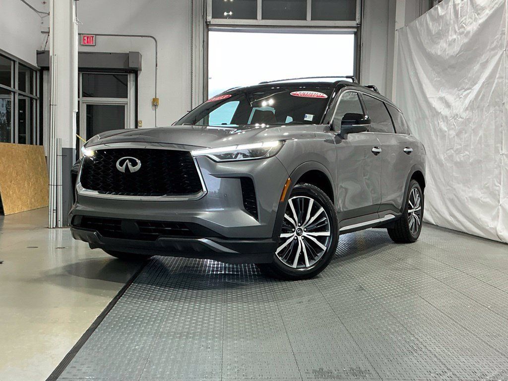 Used 2023 INFINITI QX60 Autograph AWD/4WD image 2