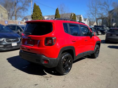 Used 2020 Jeep Renegade Altitude image 4
