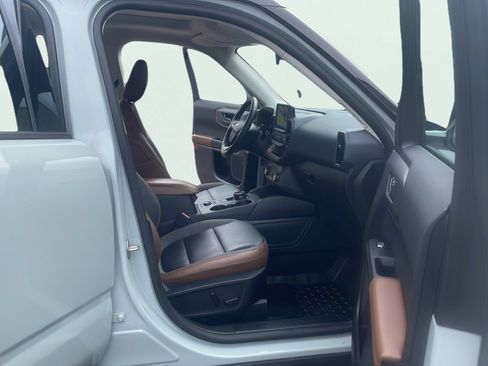 Used 2023 Ford Bronco Sport Outer Banks w/ Tech Package AWD/4WD image 17
