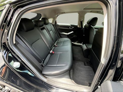 Used 2024 Honda Civic EX-L image 24