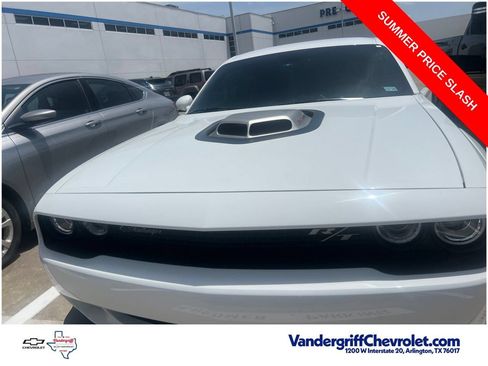 Used 2023 Dodge Challenger R/T Scat Pack RWD image 4