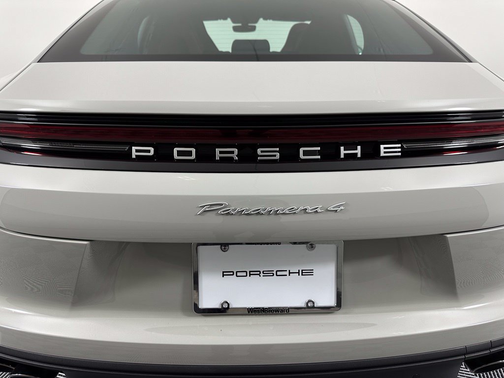 Used 2026 Porsche Panamera RWD image 14