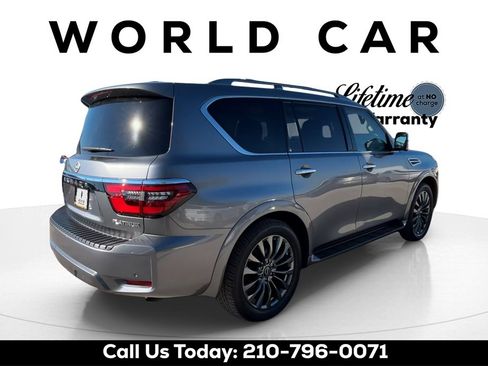 Used 2024 Nissan Armada Platinum w/ Captain's Chairs Package image 5