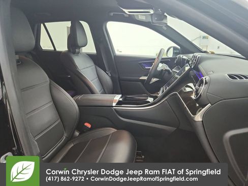 Used 2023 Mercedes-Benz GLC 300 4MATIC image 32