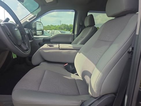 Used 2022 Ford F250 XL w/ STX Appearance Package AWD/4WD image 15
