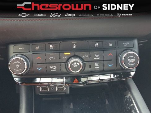 Used 2025 Dodge Durango R/T AWD/4WD image 34