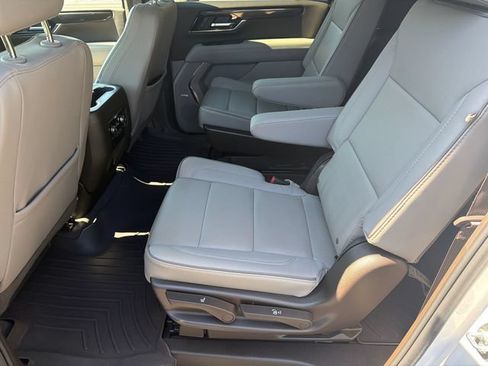 Used 2026 GMC Yukon XL Elevation AWD/4WD image 23