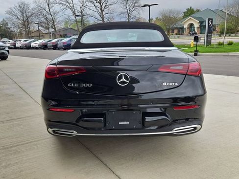 Used 2025 Mercedes-Benz CLE 300 4MATIC Cabriolet image 4