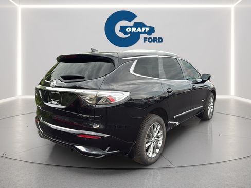 Used 2022 Buick Enclave Avenir w/ Avenir Technology Package AWD/4WD image 7