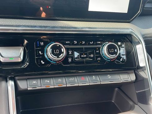 New 2026 GMC Sierra 1500 Denali AWD/4WD image 21