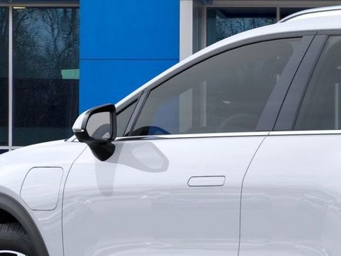 New 2026 Chevrolet Equinox EV LT image 12