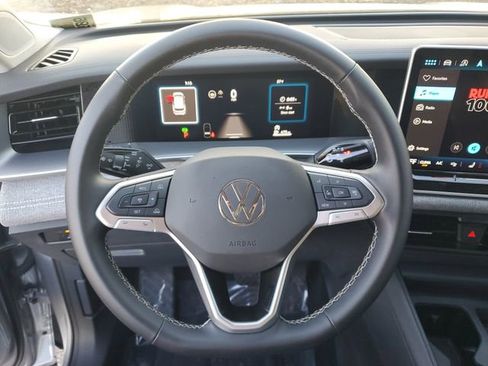 Certified 2025 Volkswagen Tiguan S image 16