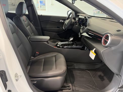 New 2026 Chevrolet Trax RS w/ Driver Confidence Package image 13