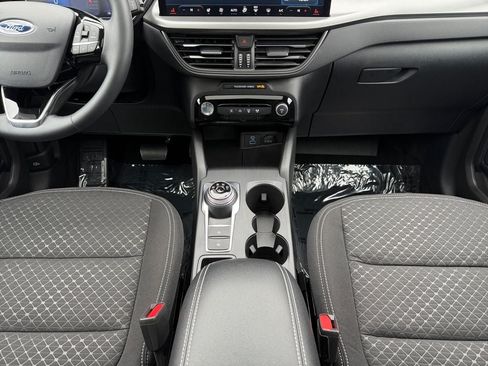 Used 2023 Ford Escape Active w/ Tech Pack #1 AWD/4WD image 12