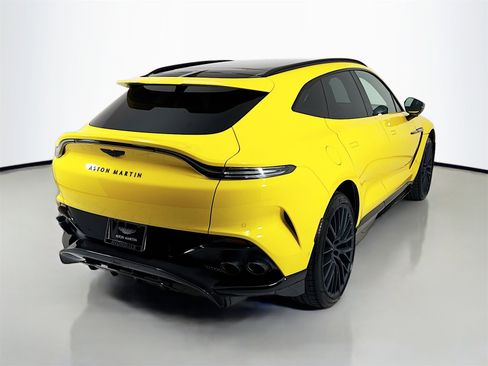 Used 2025 Aston Martin DBX 707 image 8