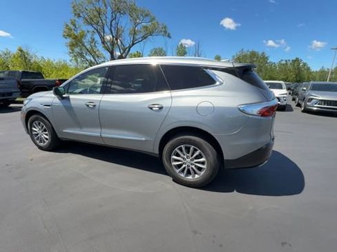 Certified 2023 Buick Enclave Essence AWD/4WD image 6