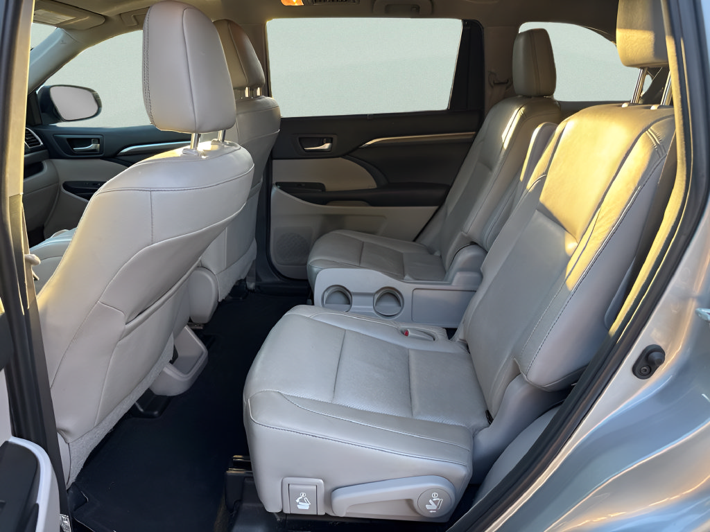 Used 2019 Toyota Highlander Limited Platinum w/ Protection Package #3 AWD/4WD image 23