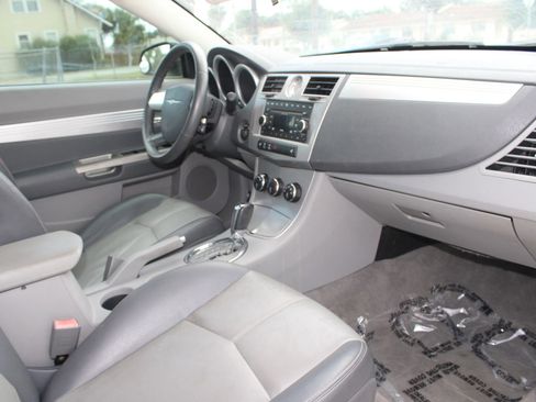 Used 2008 Chrysler Sebring Touring w/ Special Touring Group FWD image 27