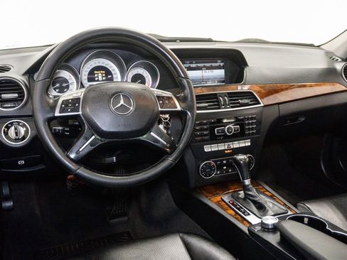Used 2013 Mercedes-Benz C 300 4MATIC Sedan w/ Multimedia Pkg image 7
