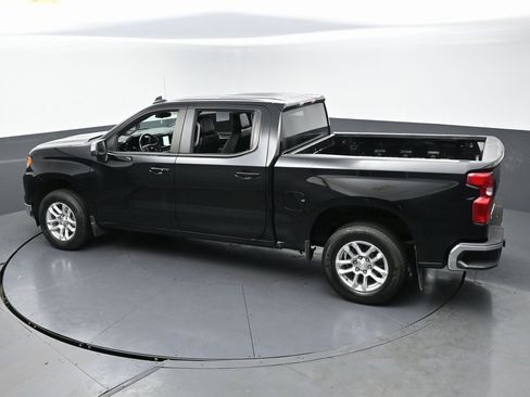 Used 2022 Chevrolet Silverado 1500 LT image 46