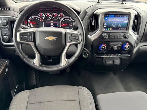 Used 2021 Chevrolet Silverado 1500 LT AWD/4WD image 16