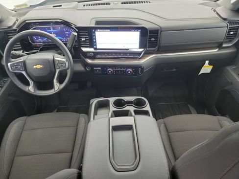 Used 2025 Chevrolet Silverado 1500 LT RWD image 15