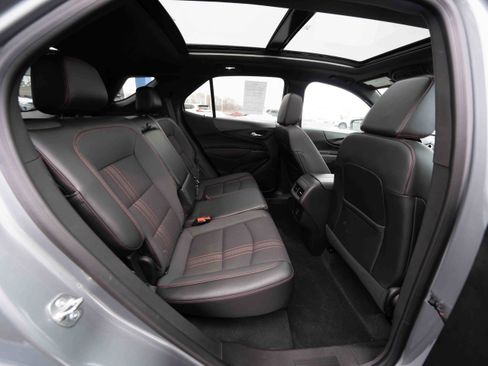 Used 2024 Chevrolet Equinox RS image 25