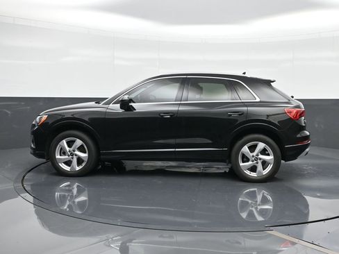 Used 2021 Audi Q3 2.0T Premium AWD/4WD image 3