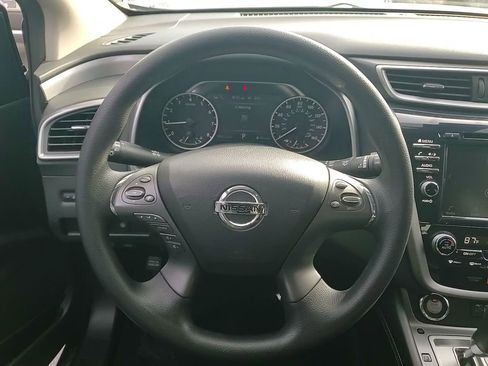 Used 2022 Nissan Murano S image 16